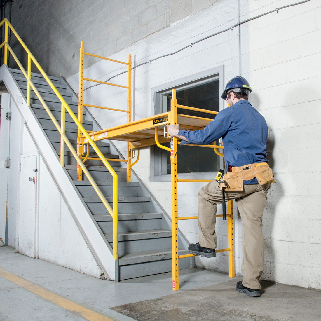 American Ladders & Scaffolds, Jobsite Series 6' Baker™